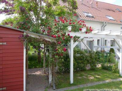 Moderne, sonnige Maisonette-Wohnung mit hübschem Garten - VERKAUFT